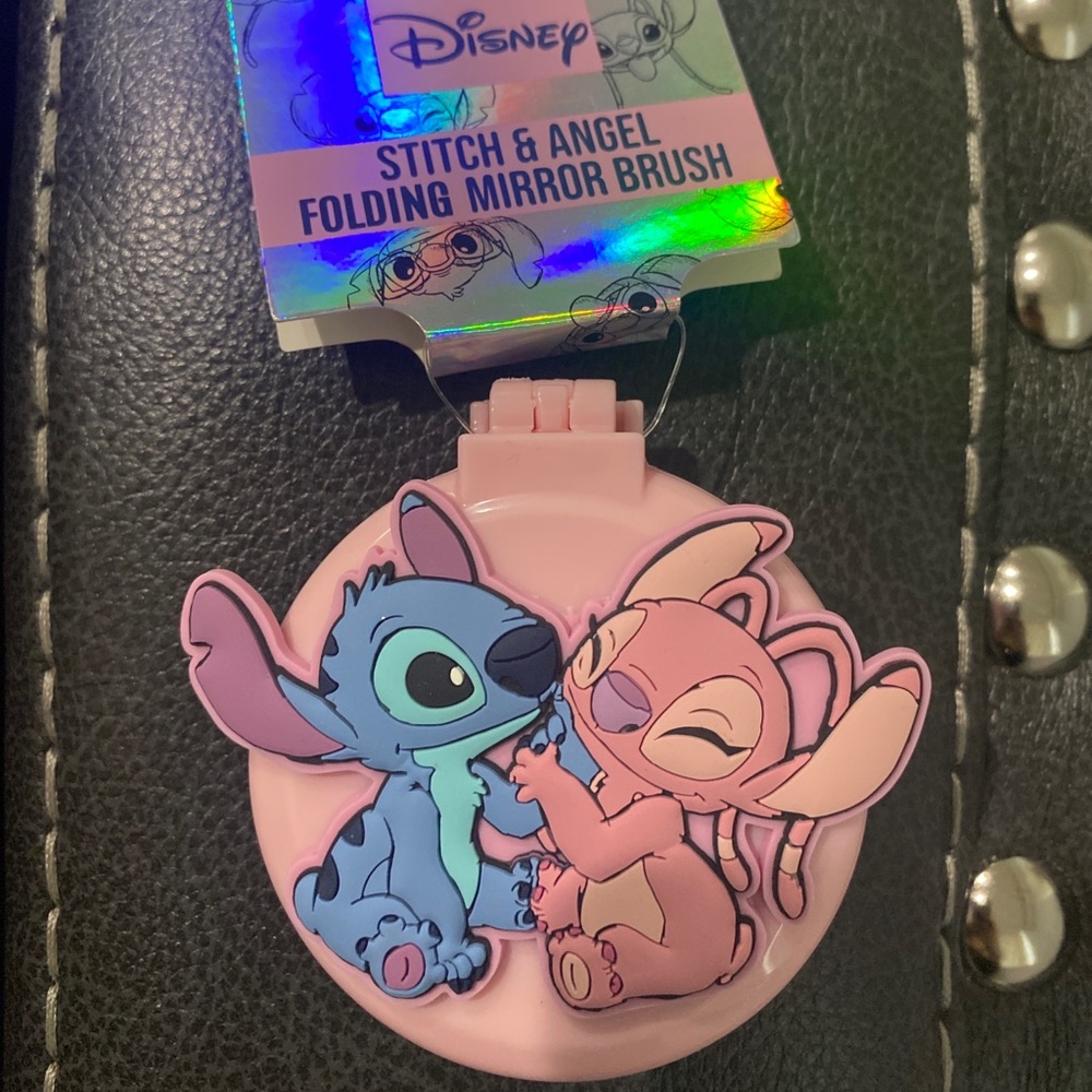 Disney Lilo & Stitch Compact Mirror and brush